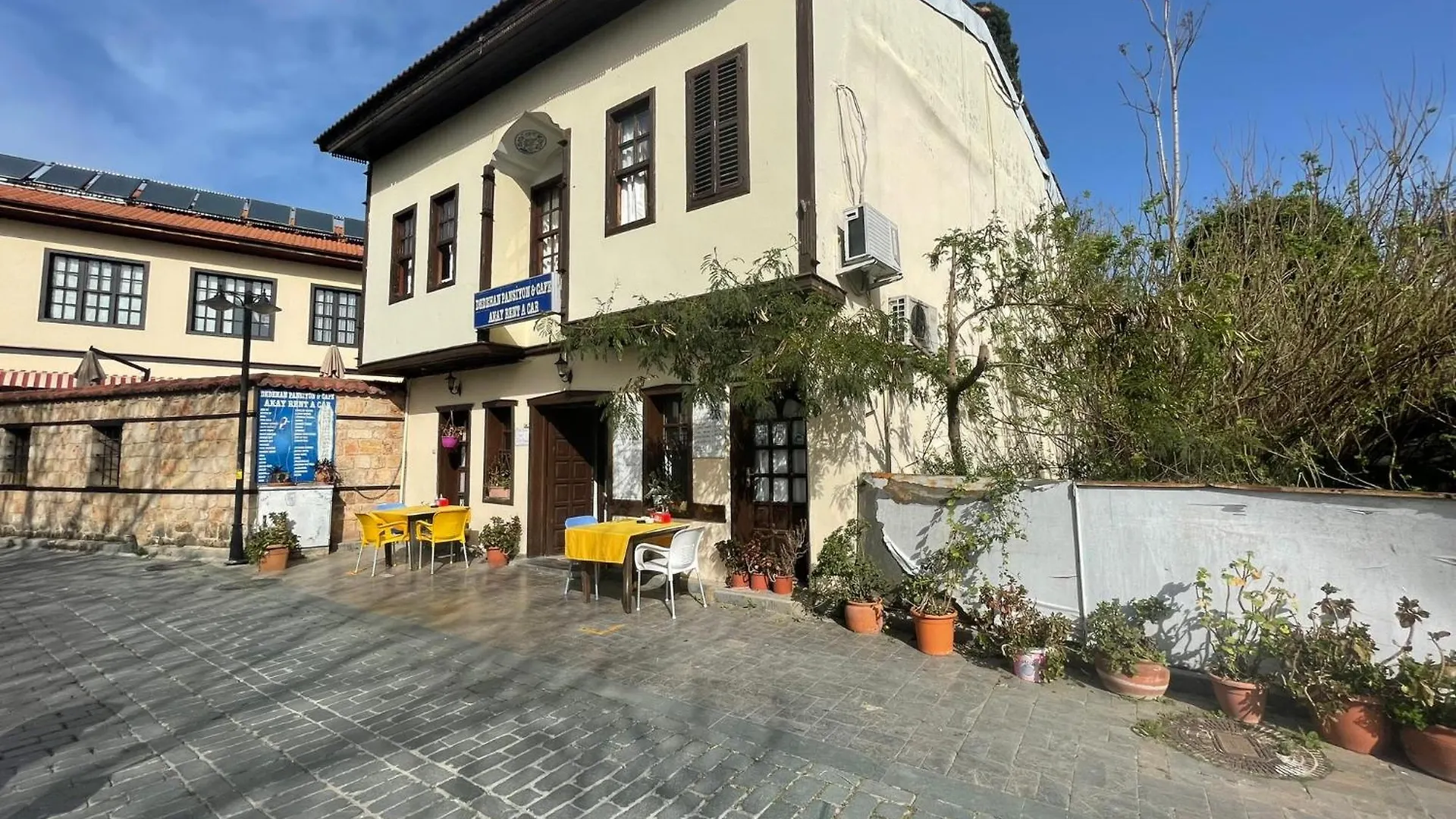 Dedehan Pansiyon location